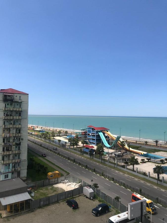 Orbi Residence Sea View バトゥーミ エクステリア 写真