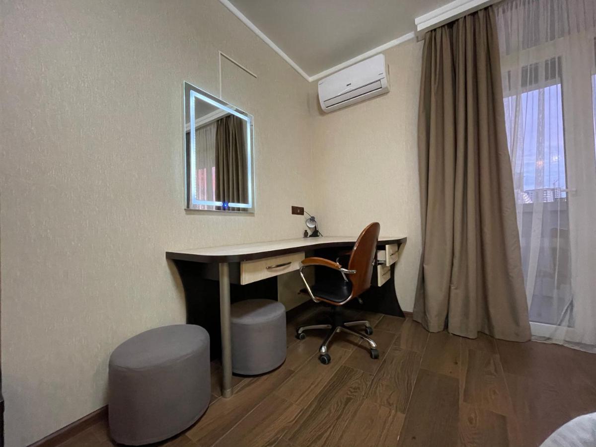 Orbi Residence Sea View バトゥーミ エクステリア 写真